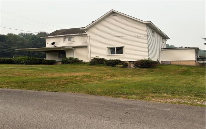 5710 Lincoln Ave, Export, 15632, 3 Bedrooms Bedrooms, 9 Rooms Rooms,2 BathroomsBathrooms,Residential,For Sale,Lincoln Ave,1765434