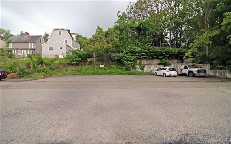 820 Main, Greensburg, 15601, ,Commercial-industrial-business,For Sale,Main,1765439