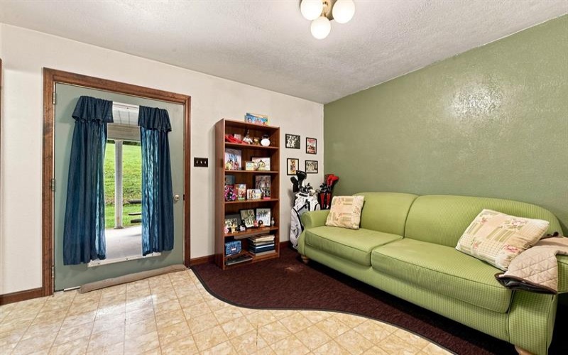 28 Dutch Glory ROAD, Amity, 15311, 4 Bedrooms Bedrooms, ,3.2 BathroomsBathrooms,Residential,For Sale,Dutch Glory,1766989