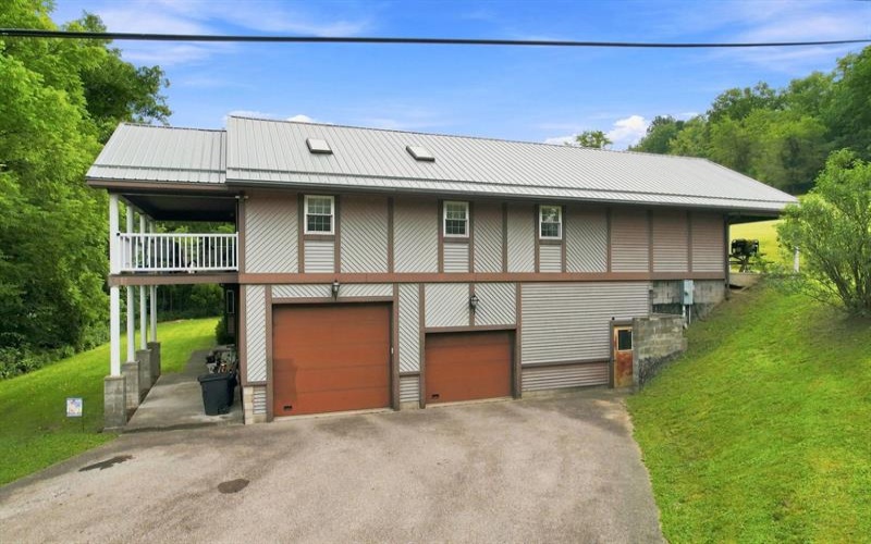 28 Dutch Glory ROAD, Amity, 15311, 4 Bedrooms Bedrooms, ,3.2 BathroomsBathrooms,Residential,For Sale,Dutch Glory,1766989