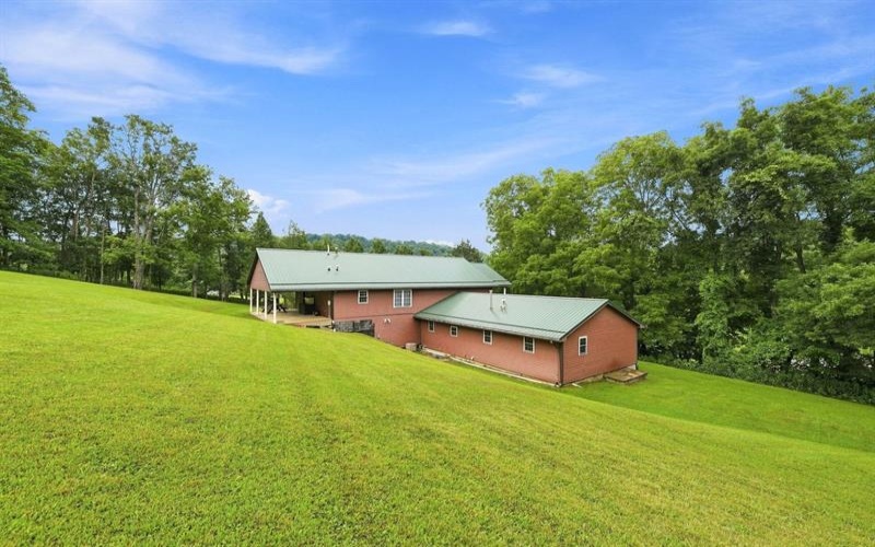 28 Dutch Glory ROAD, Amity, 15311, 4 Bedrooms Bedrooms, ,3.2 BathroomsBathrooms,Residential,For Sale,Dutch Glory,1766989