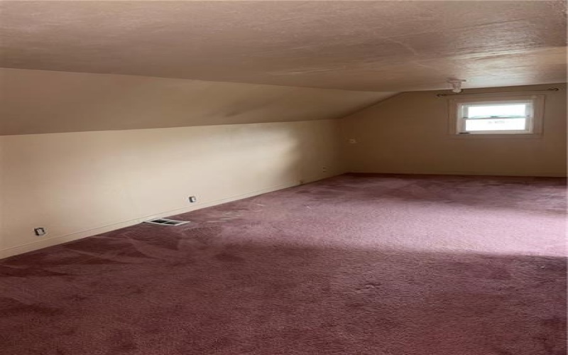 3101 Ohio Dr, Lower Burrell, 15068, 2 Bedrooms Bedrooms, 7 Rooms Rooms,1.1 BathroomsBathrooms,Residential,For Sale,Ohio Dr,1765471
