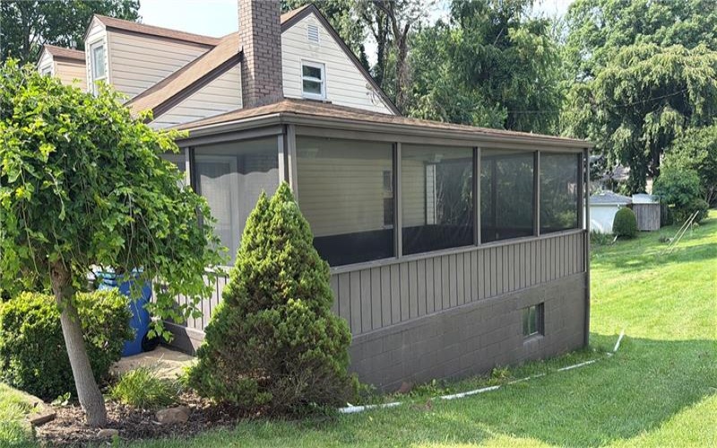 3101 Ohio Dr, Lower Burrell, 15068, 2 Bedrooms Bedrooms, 7 Rooms Rooms,1.1 BathroomsBathrooms,Residential,For Sale,Ohio Dr,1765471