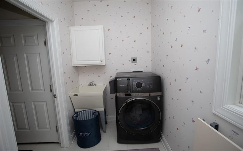64 Wiggins Lane, Uniontown, 15401, 3 Bedrooms Bedrooms, ,3.1 BathroomsBathrooms,Residential,For Sale,Wiggins Lane,1765481