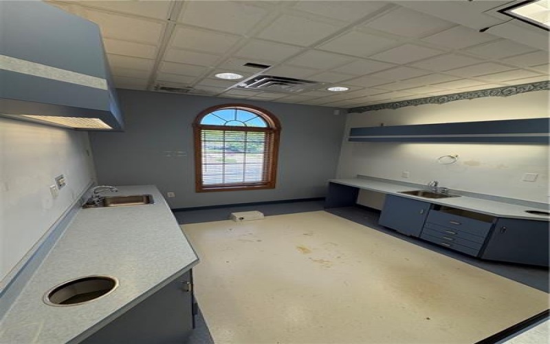 82 Huff, Greensburg, 15601, ,Commercial-industrial-business,For Sale,Huff,1765483