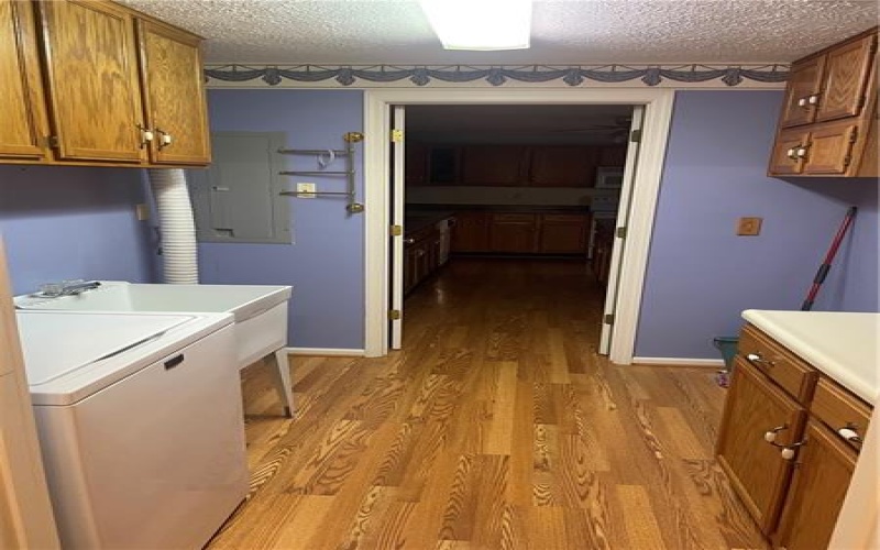 2850 Edgecliff Rd, Lower Burrell, 15068, 3 Bedrooms Bedrooms, 7 Rooms Rooms,2 BathroomsBathrooms,Residential,For Sale,Edgecliff Rd,1765503