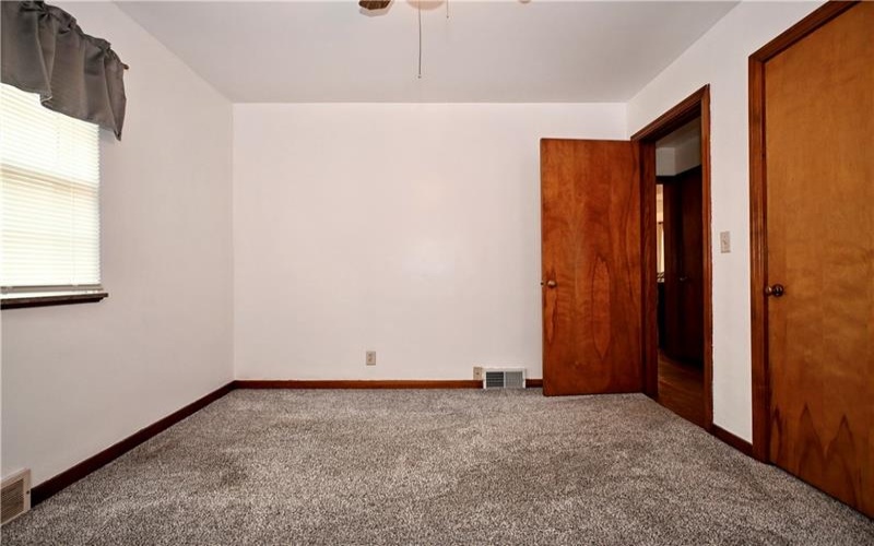 210 4th Ave, Monongahela, 15063, 3 Bedrooms Bedrooms, ,2 BathroomsBathrooms,Residential,For Sale,4th Ave,1765504