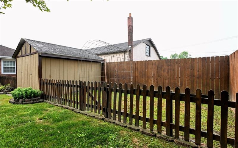 210 4th Ave, Monongahela, 15063, 3 Bedrooms Bedrooms, ,2 BathroomsBathrooms,Residential,For Sale,4th Ave,1765504