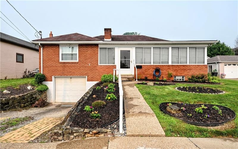 210 4th Ave, Monongahela, 15063, 3 Bedrooms Bedrooms, ,2 BathroomsBathrooms,Residential,For Sale,4th Ave,1765504