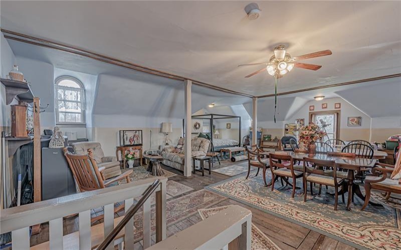 1892 Mcclellandtown Rd, Masontown, 15461, 5 Bedrooms Bedrooms, ,3.1 BathroomsBathrooms,Residential,For Sale,Mcclellandtown Rd,1765550