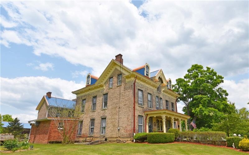 1892 Mcclellandtown Rd, Masontown, 15461, 5 Bedrooms Bedrooms, ,3.1 BathroomsBathrooms,Residential,For Sale,Mcclellandtown Rd,1765550