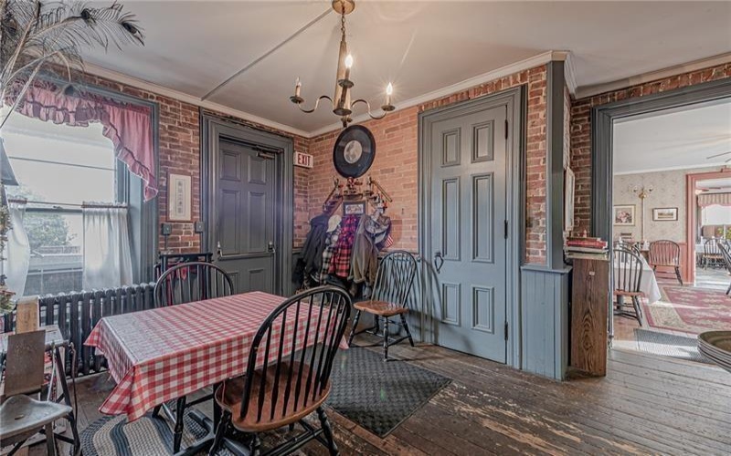 1892 Mcclellandtown Rd, Masontown, 15461, 5 Bedrooms Bedrooms, ,3.1 BathroomsBathrooms,Residential,For Sale,Mcclellandtown Rd,1765550