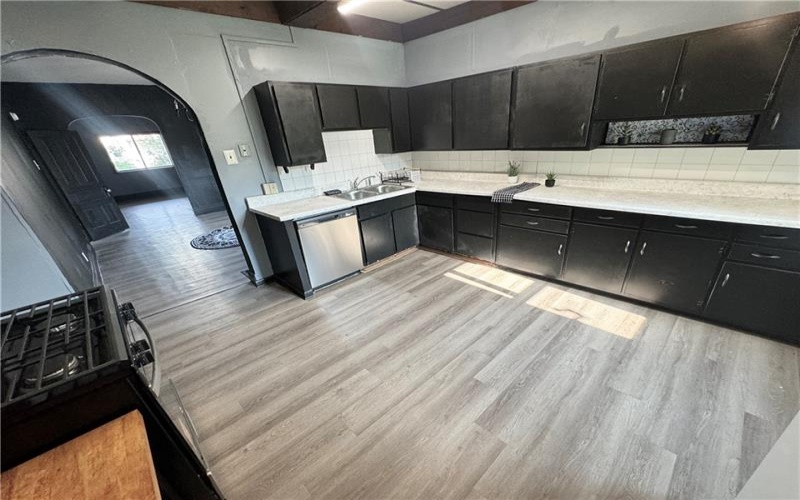 621 5th Ave, New Kensington, 15058, 4 Bedroom Bedrooms, 8 Room Rooms,2 BathroomBathrooms,Residential,For Sale,5th Ave,1767050