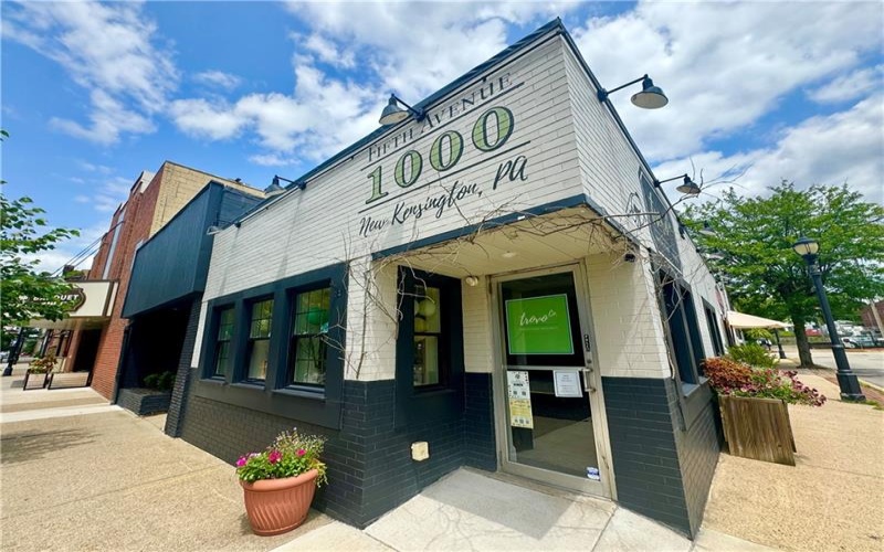621 5th Ave, New Kensington, 15058, 4 Bedroom Bedrooms, 8 Room Rooms,2 BathroomBathrooms,Residential,For Sale,5th Ave,1767050