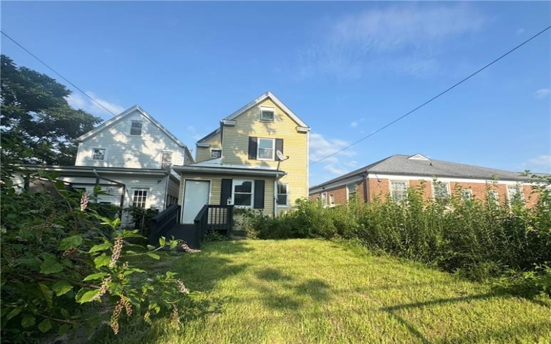 621 5th Ave, New Kensington, 15058, 4 Bedroom Bedrooms, 8 Room Rooms,2 BathroomBathrooms,Residential,For Sale,5th Ave,1767050