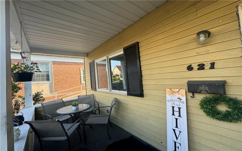 621 5th Ave, New Kensington, 15058, 4 Bedroom Bedrooms, 8 Room Rooms,2 BathroomBathrooms,Residential,For Sale,5th Ave,1767050