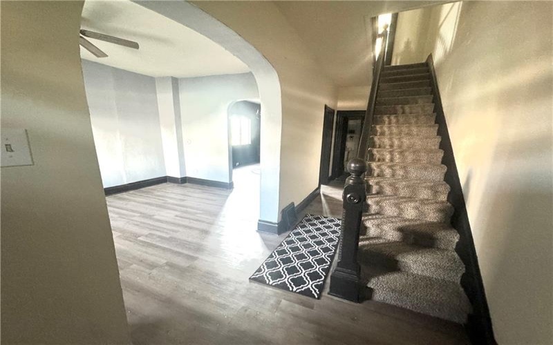 621 5th Ave, New Kensington, 15058, 4 Bedroom Bedrooms, 8 Room Rooms,2 BathroomBathrooms,Residential,For Sale,5th Ave,1767050