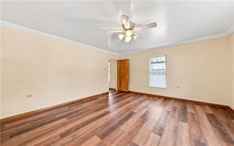 16 5th, Youngwood, 15697, 3 Bedroom Bedrooms, 9 Room Rooms,2.1 BathroomBathrooms,Residential,For Sale,5th,1767054