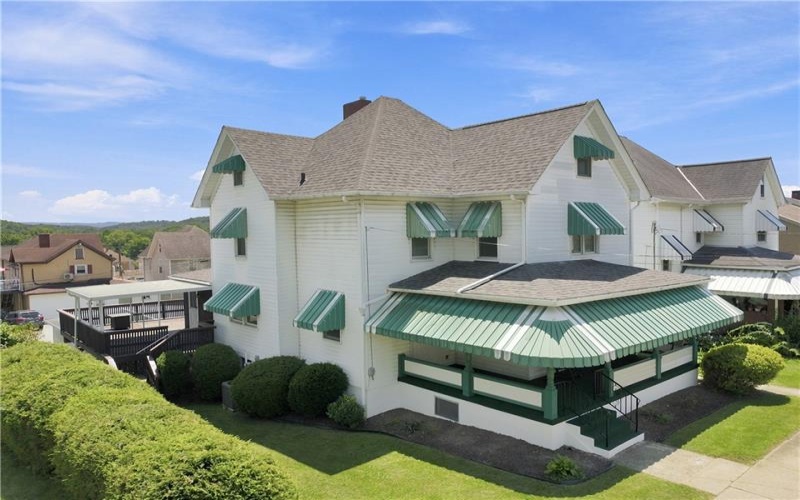 16 5th, Youngwood, 15697, 3 Bedroom Bedrooms, 9 Room Rooms,2.1 BathroomBathrooms,Residential,For Sale,5th,1767054