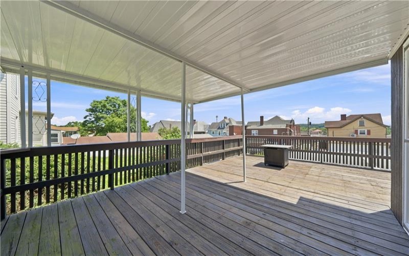 16 5th, Youngwood, 15697, 3 Bedroom Bedrooms, 9 Room Rooms,2.1 BathroomBathrooms,Residential,For Sale,5th,1767054