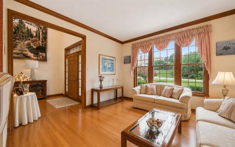 32 Hawthorne Ln, penn Twp, 15642, 4 Bedroom Bedrooms, 11 Room Rooms,4.1 BathroomBathrooms,Residential,For Sale,Hawthorne Ln,1767059