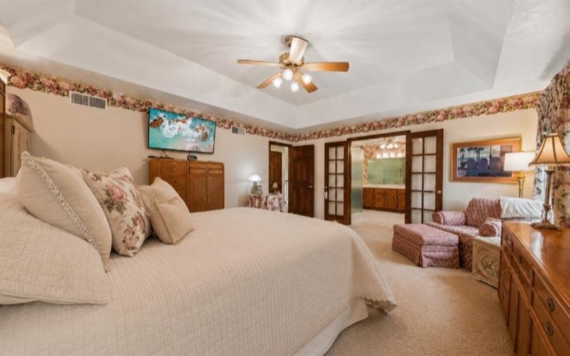32 Hawthorne Ln, penn Twp, 15642, 4 Bedroom Bedrooms, 11 Room Rooms,4.1 BathroomBathrooms,Residential,For Sale,Hawthorne Ln,1767059