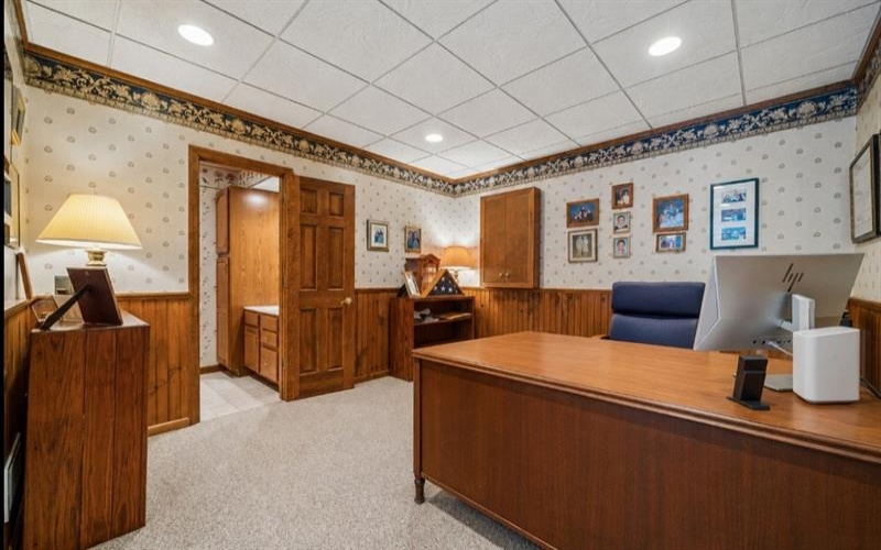 32 Hawthorne Ln, penn Twp, 15642, 4 Bedroom Bedrooms, 11 Room Rooms,4.1 BathroomBathrooms,Residential,For Sale,Hawthorne Ln,1767059