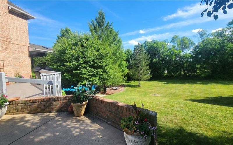 32 Hawthorne Ln, penn Twp, 15642, 4 Bedroom Bedrooms, 11 Room Rooms,4.1 BathroomBathrooms,Residential,For Sale,Hawthorne Ln,1767059