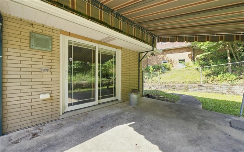 708 Florida Ave, Jeannette, 15644, 3 Bedroom Bedrooms, 9 Room Rooms,2 BathroomBathrooms,Residential,For Sale,Florida Ave,1767097