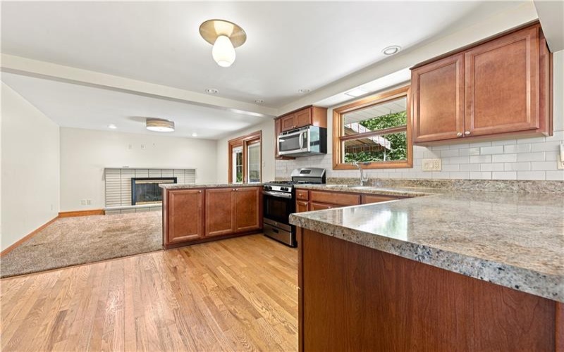 708 Florida Ave, Jeannette, 15644, 3 Bedroom Bedrooms, 9 Room Rooms,2 BathroomBathrooms,Residential,For Sale,Florida Ave,1767097