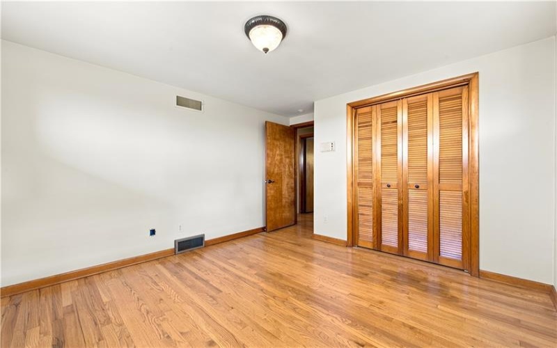 708 Florida Ave, Jeannette, 15644, 3 Bedroom Bedrooms, 9 Room Rooms,2 BathroomBathrooms,Residential,For Sale,Florida Ave,1767097