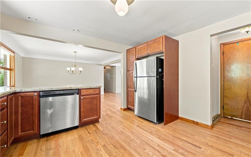 708 Florida Ave, Jeannette, 15644, 3 Bedroom Bedrooms, 9 Room Rooms,2 BathroomBathrooms,Residential,For Sale,Florida Ave,1767097