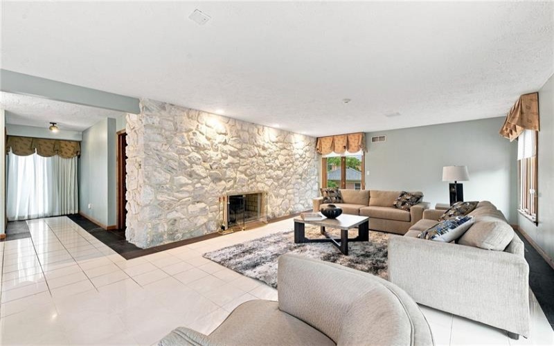 3150 Deerfield Ct, Murrysville, 15668, 5 Bedroom Bedrooms, ,3 BathroomBathrooms,Residential,For Sale,Deerfield Ct,1767123