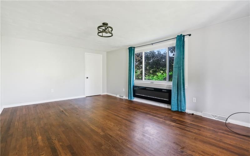 224 East End, Connellsville, 15425, 3 Bedrooms Bedrooms, ,1 BathroomBathrooms,Residential,For Sale,East End,1765653