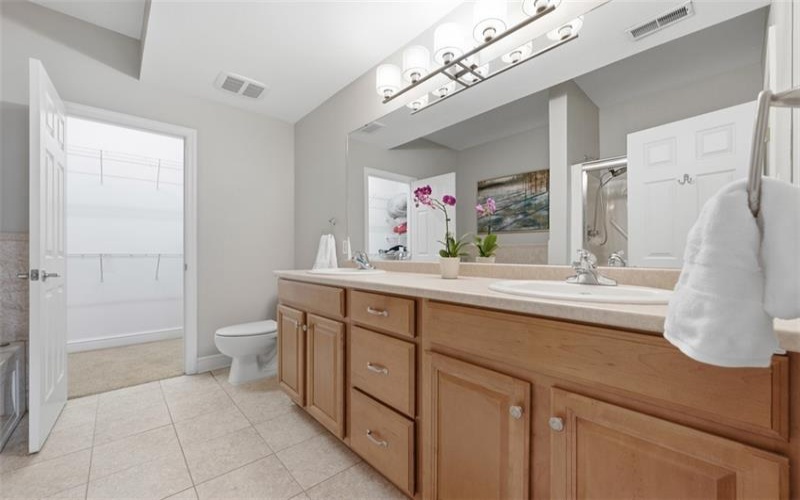 1002 Park Place Lane, Canonsburg, 15317, 3 Bedrooms Bedrooms, 10 Rooms Rooms,2.1 BathroomsBathrooms,Residential,For Sale,Park Place Lane,1767134