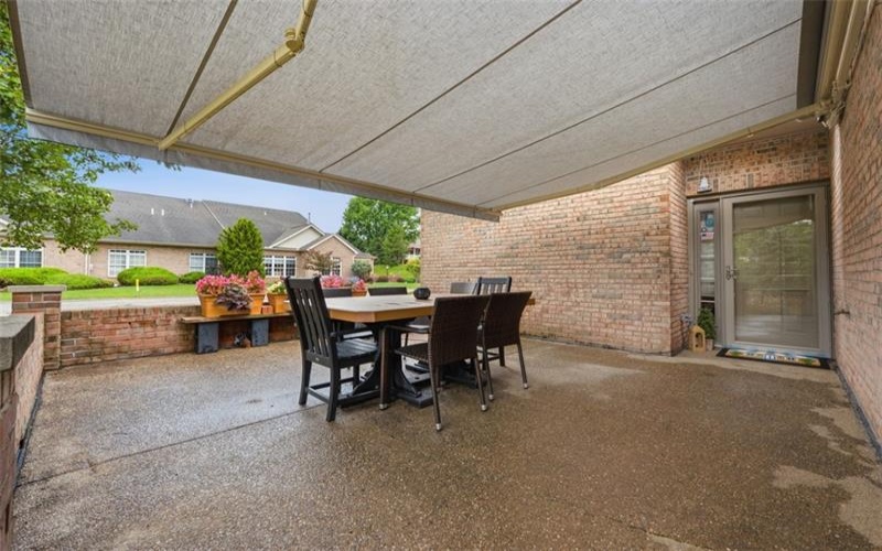 1002 Park Place Lane, Canonsburg, 15317, 3 Bedrooms Bedrooms, 10 Rooms Rooms,2.1 BathroomsBathrooms,Residential,For Sale,Park Place Lane,1767134
