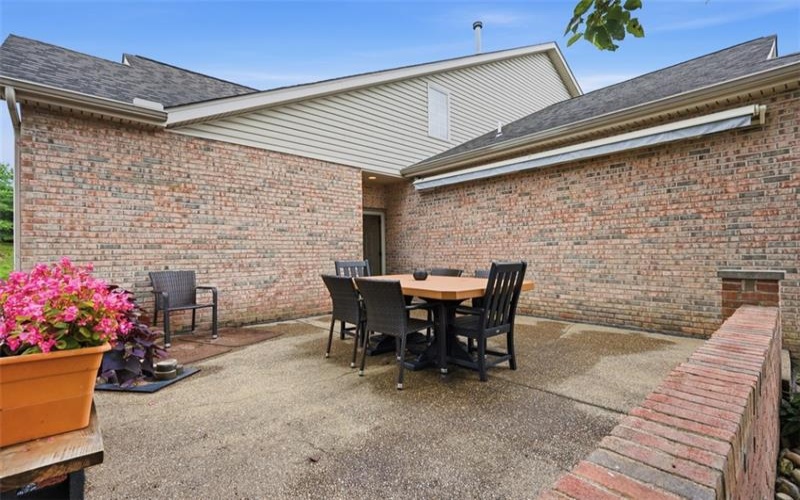 1002 Park Place Lane, Canonsburg, 15317, 3 Bedrooms Bedrooms, 10 Rooms Rooms,2.1 BathroomsBathrooms,Residential,For Sale,Park Place Lane,1767134