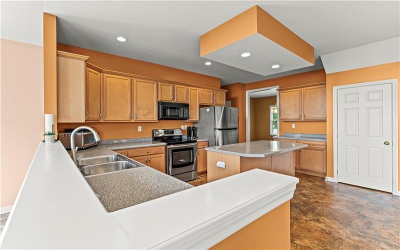 1019 Greenfield, Canonsburg, 15317, 5 Bedrooms Bedrooms, 13 Rooms Rooms,3.1 BathroomsBathrooms,Residential,For Sale,Greenfield,1767141