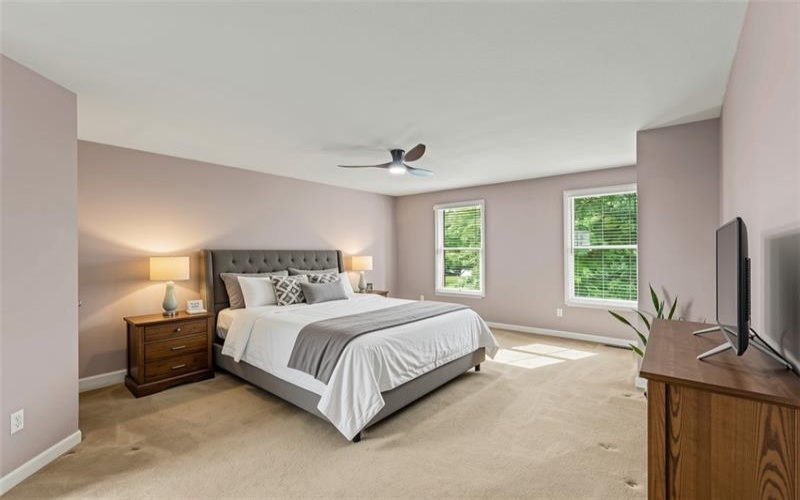 1019 Greenfield, Canonsburg, 15317, 5 Bedrooms Bedrooms, 13 Rooms Rooms,3.1 BathroomsBathrooms,Residential,For Sale,Greenfield,1767141