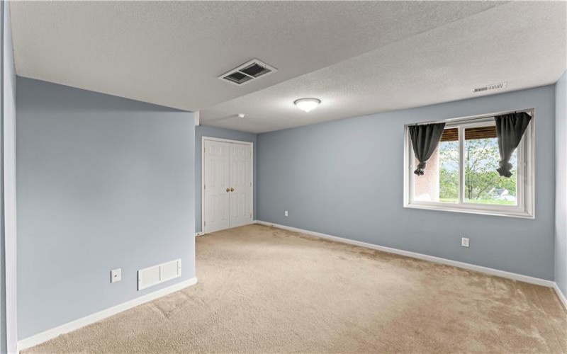 1019 Greenfield, Canonsburg, 15317, 5 Bedrooms Bedrooms, 13 Rooms Rooms,3.1 BathroomsBathrooms,Residential,For Sale,Greenfield,1767141