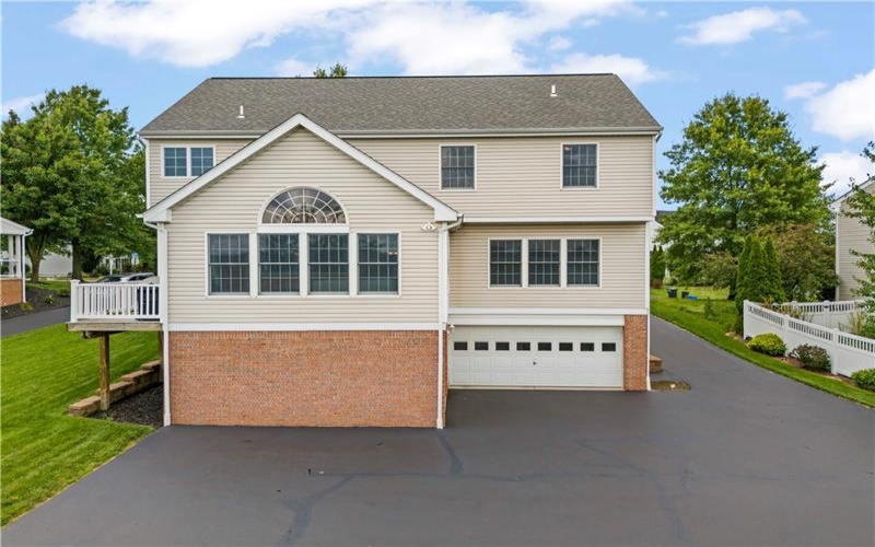 1019 Greenfield, Canonsburg, 15317, 5 Bedrooms Bedrooms, 13 Rooms Rooms,3.1 BathroomsBathrooms,Residential,For Sale,Greenfield,1767141