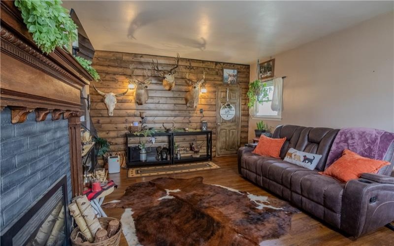 170 Downer Ave, Uniontown, 15401, 3 Bedrooms Bedrooms, ,2 BathroomsBathrooms,Residential,For Sale,Downer Ave,1767144