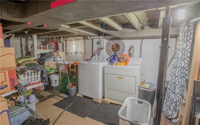 170 Downer Ave, Uniontown, 15401, 3 Bedrooms Bedrooms, ,2 BathroomsBathrooms,Residential,For Sale,Downer Ave,1767144
