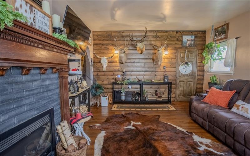 170 Downer Ave, Uniontown, 15401, 3 Bedrooms Bedrooms, ,2 BathroomsBathrooms,Residential,For Sale,Downer Ave,1767144