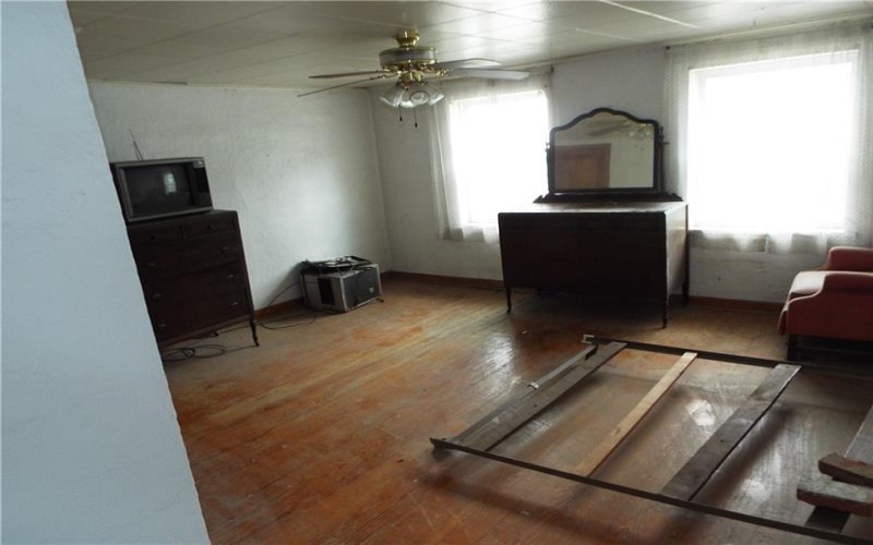 110 Pine St, Ellsworth, 15331, 2 Bedrooms Bedrooms, ,1 BathroomBathrooms,Residential,For Sale,Pine St,1767188