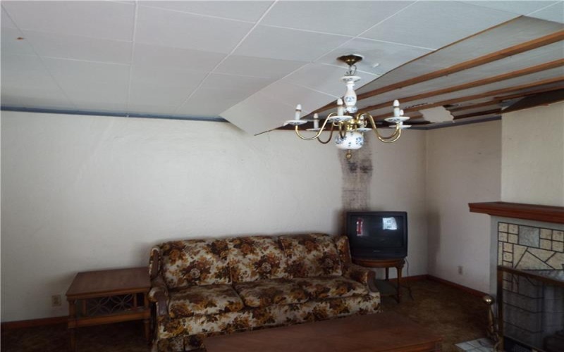 110 Pine St, Ellsworth, 15331, 2 Bedrooms Bedrooms, ,1 BathroomBathrooms,Residential,For Sale,Pine St,1767188