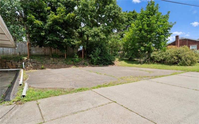 2915 Leechburg, Lower Burrell, 15068, ,Commercial-industrial-business,For Sale,Leechburg,1765707