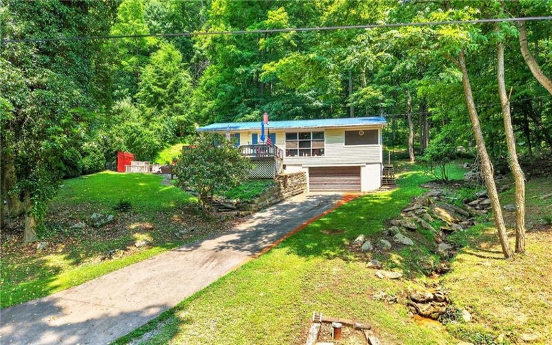 627 Lakeview Rd, Confluence, 15424, 3 Bedrooms Bedrooms, ,1.1 BathroomsBathrooms,Residential,For Sale,Lakeview Rd,1765727