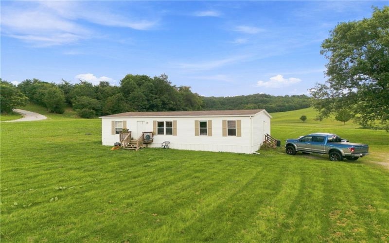 1140 State Route 711, Stahlstown, 15687, 3 Bedrooms Bedrooms, 7 Rooms Rooms,2 BathroomsBathrooms,Residential,For Sale,State Route 711,1767217