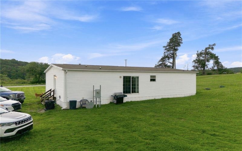 1140 State Route 711, Stahlstown, 15687, 3 Bedrooms Bedrooms, 7 Rooms Rooms,2 BathroomsBathrooms,Residential,For Sale,State Route 711,1767217